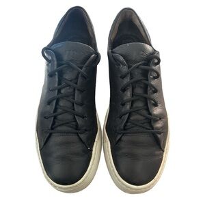 EUC - Paul Green Newport Leather Sneaker - Black - size 9